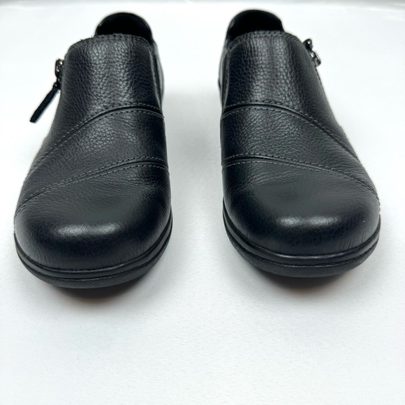 Clarks Cora Giny Textured Leather Cushioned Loafer - Picture 3 of 12